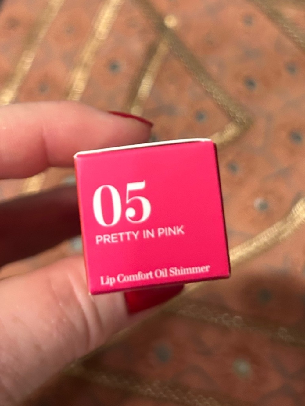 Clarins Lip Comfort Oil Shimmer 05 Pretty In Pink - Picture 5 of 10